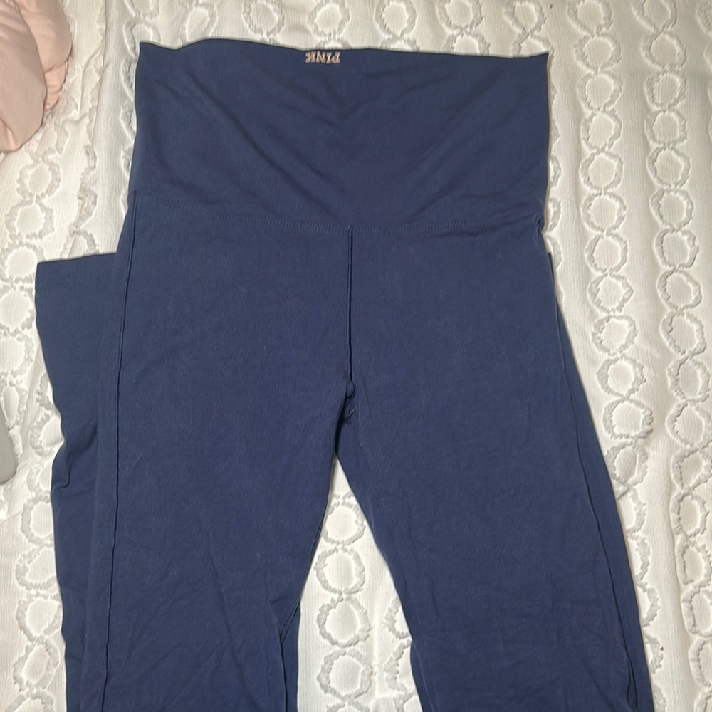 Blue PINK High-Waisted Yoga Leggings | Flare at the ends